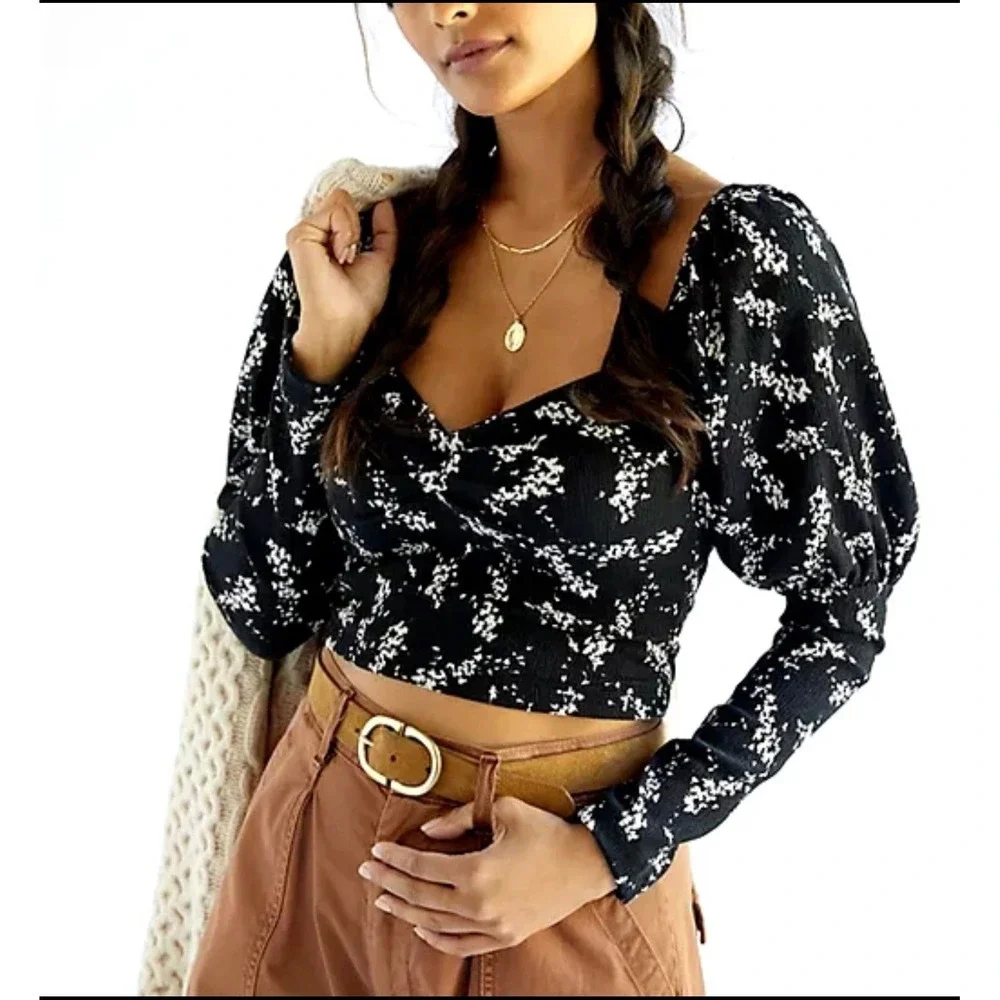 Anthropologie Blouse L Black Floral Puff Sleeve Sweetheart Crop Romantic Boho